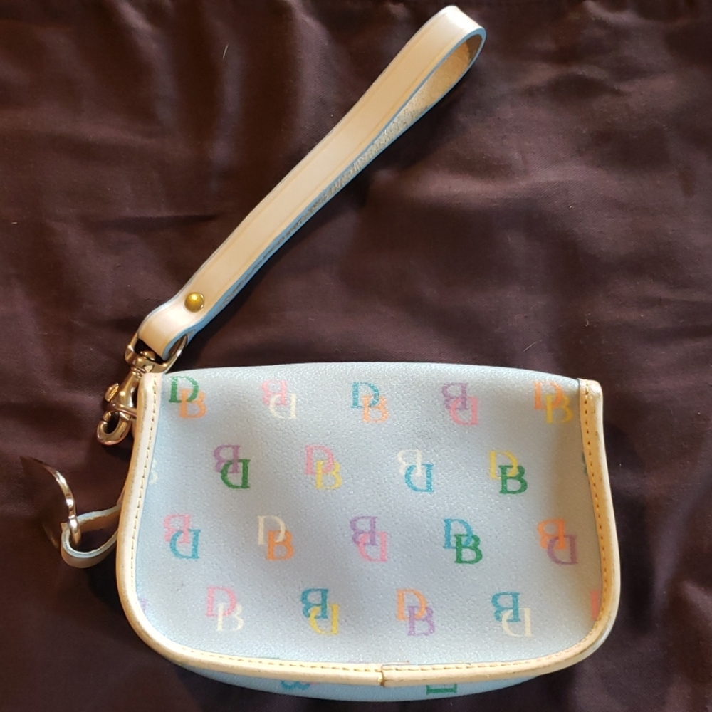 Dooney & bourke - Picture 3 of 4